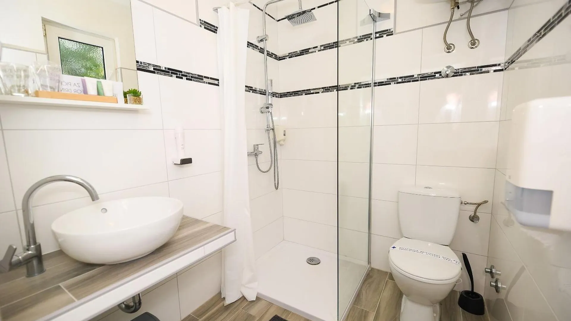 House Rooms Konoba Spavalica Vir Gasthuis